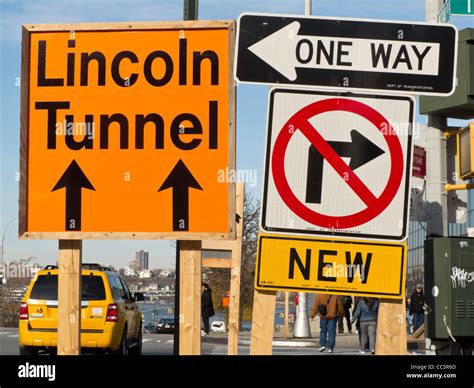 Lincoln tunnel traffic hi-res stock photography and images - Alamy