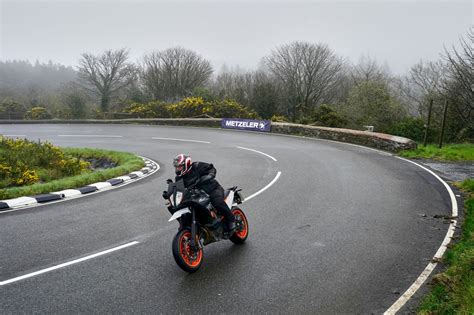 Metzeler Roadtec Test Auf Der Isle Of Man