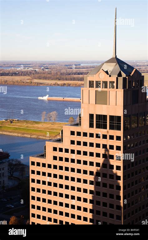 Tall Buildings In Downtown Of Memphis Stock Photo Alamy