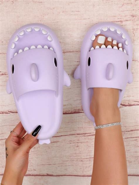 Chanclas con diseño de tiburón para mujer Moda de Mujer SHEIN México