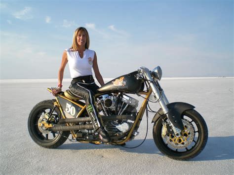 Valerie Thompson Sets Record At Bonneville Women Riders Now