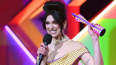 Dua Lipa Nominohet Për 2 Trofe Britawards 2022