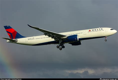 N Dx Delta Air Lines Airbus A Photo By Michael Pearce Id