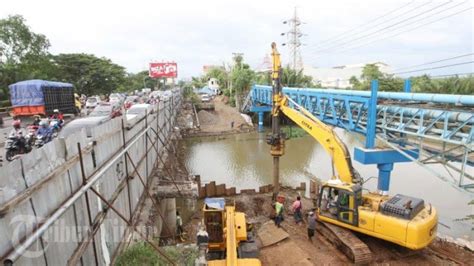 Foto Foto Pengeboran Tiang Pancang Jembatan Tello Tribun Timur