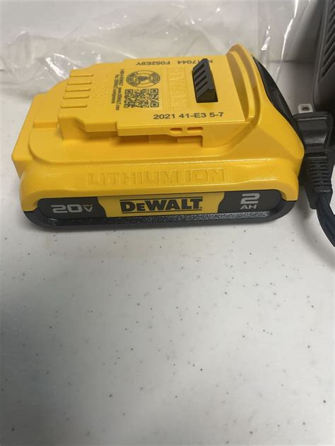 Dewalt Rapid Dcb115 Genuine 12 20v Max Fast Battery Charger And 20v 2ah Battery 885911421003 Ebay