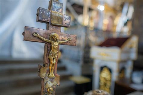 Premium Photo Close Up Of Cross In Temple