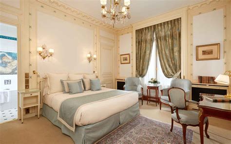 Hotel Raphael Paris 5 Star Luxury Hotels In Paris City Centre