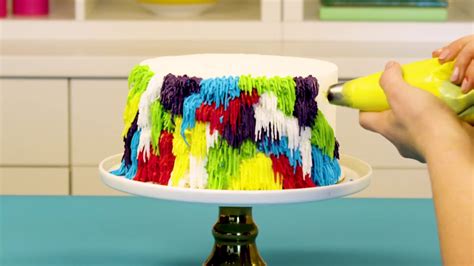 Cake Decorating Hack Using Just Buttercream Youtube