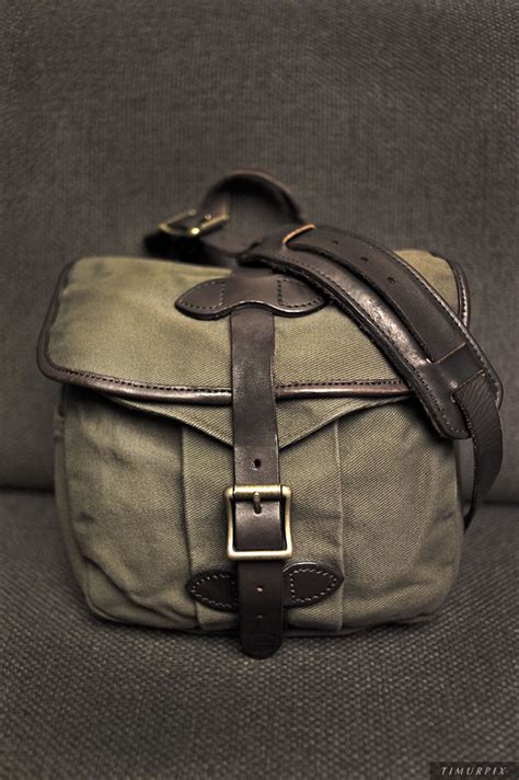 Filson Small Field Bag Best With Small Bins And Notebook No Longer