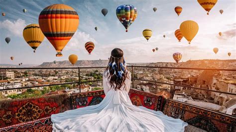 Breathtaking Hot Air Balloon Rides Around The World That Belong On Your Bucket List
