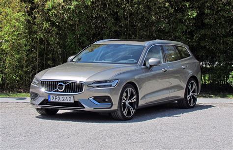 First Drive 2019 Volvo V60 T6 AWD Volvo V60 Volvo Sporty Suv