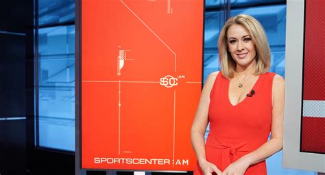 Sportscenter Anchor Nicole Briscoe Fangirl Sports Network