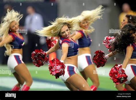 Houston Texas Usa 28th Dec 2014 A Houston Texans Cheerleader Performs During The Two Minute