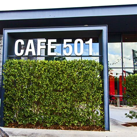 Cafe 501 Classen Curve