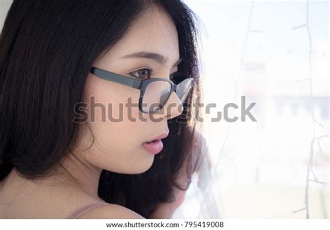 Sexy Beautiful Asian Woman Lingerie Using库存照片795419008 Shutterstock