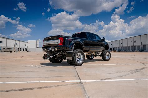 2017 Ford F-350 Platinum - Allout Offroad