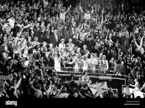 Fa Cup Final Black And White Stock Photos Images Alamy