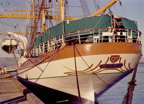 Gorch Fock II 1958 2 Reykjavík 1986 Ganz andere Farben Flickr