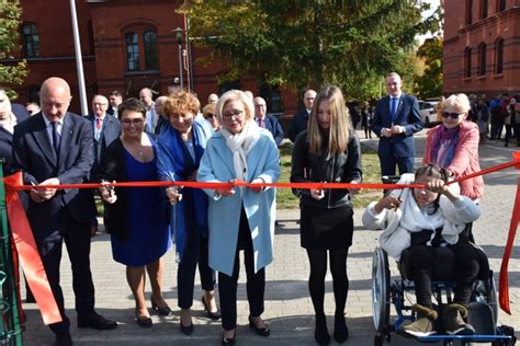 Uroczyste Otwarcie Sali I Boiska Sosw W Zgorzelcu Wst G Przecina A