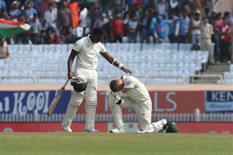 Lungi Ngidi Was Dismissed After His Shot Took A Bizarre Deflection Off