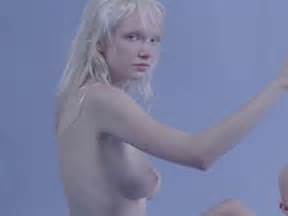 ARIEL BEESLEY Nude AZNude