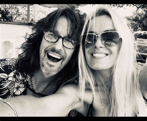 Kelly Hanson Of Foreigner And New Wife New Wife Def Leppard Rock Music