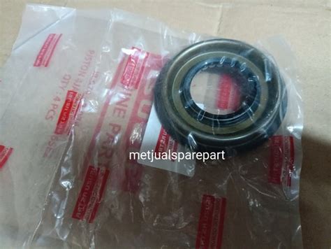 Jual Oil Seal Pinion Pinyon Seal Gardan Isuzu Panther 2 5 Elf Traga Di