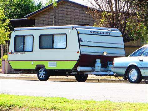 1989 Ford NA Fairlane With 1988 Viscount Caravan Ryan Smith Flickr