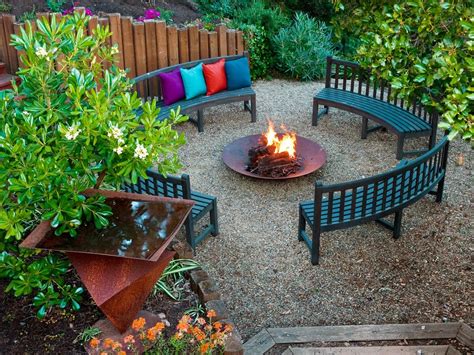 20 Beautiful Outdoor Fire Pit Ideas