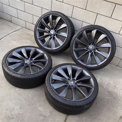 Set Of Oem Tesla Model S Turbine Wheels And Michelin Tires These