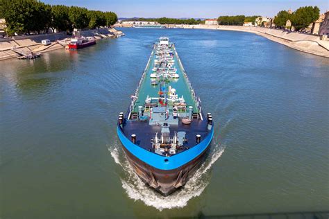 Qu’est-ce que le fluvial ? – Acteurs du fleuve