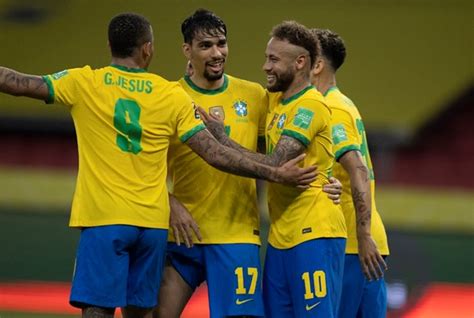 BRASIL VENCE EQUADOR E MANTÉM A LIDERANÇA DAS ELIMINATÓRIAS DA COPA DE