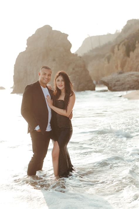 El Matador Beach Engagement Photos | Agape House Studio