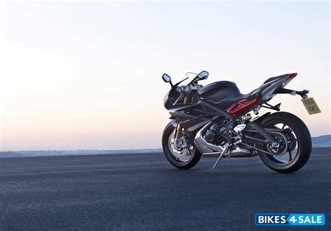Triumph Daytona 675r Price Specs Mileage Colours Photos And Reviews