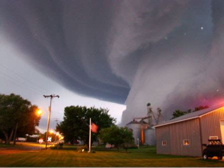 Incredible Footage From Inside the Eye of a Tornado! ~ Media Spin!