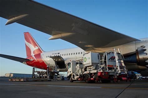 Qantas Becomes the First Australian Airline to Commit to Sustainable