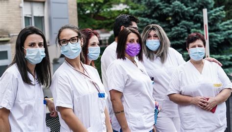 Stop Alle Mascherine Obbligatorie In Ospedale Le Nuove Regole Dal 1