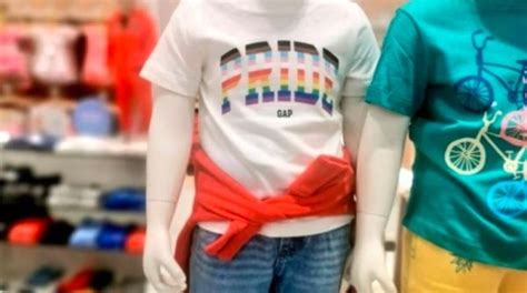 Liverpool Celebra El Mes Del Orgullo Lgbt Con Ropa Para Ni Os El Pueblo