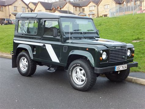 LAND ROVER DEFENDER 90 2 5 TDi 300 COUNTY STATION WAGON 7 SEATS ONLY