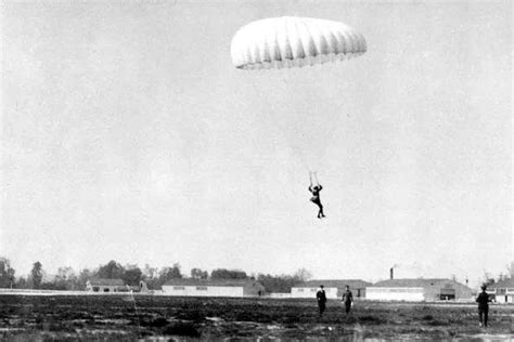 Trapeze Artist Turned Pilot Invented Army’s First Parachute| Military.com