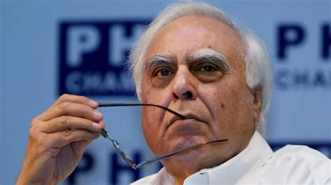 Politics Of Convenience Sibal Hits Back At Pm Modi Over His Dynasty