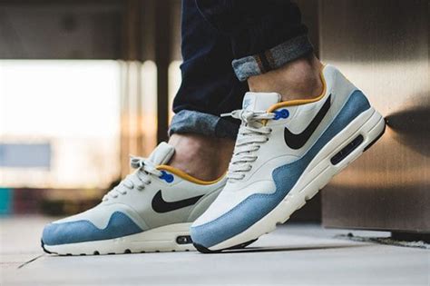 Nike Air Max Ultra Essential Light Bone Bluecap Sneakerfiles