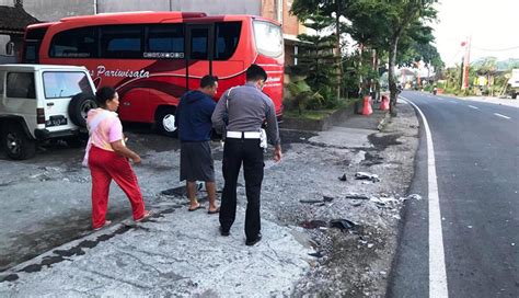 NUSABALI Pemotor Tabrak Mobil Membelok