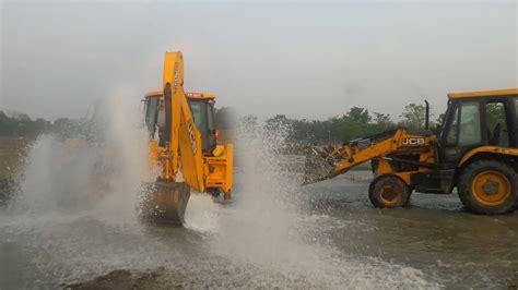 Amazing Washing Jcb Backhoe In River And Working On Sandy Place