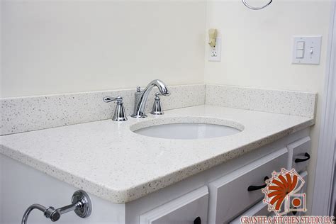 Iced White Quartz | Granite & Kitchen Studio