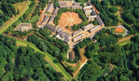 La Citadelle De Lille Marin D Eau Douce