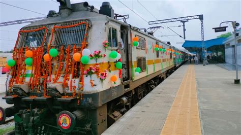 Happy Diwali 2024 Indian Railways Announces 250 Festival Special