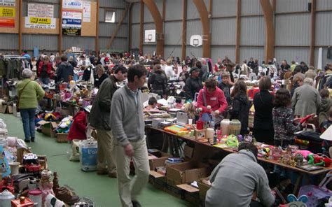 Troc et puces du basket Plus d un millier d entrées Le Télégramme