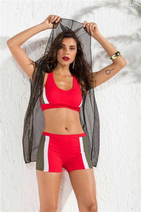 Kırmızı Şortlu Yüzücü Bikini
