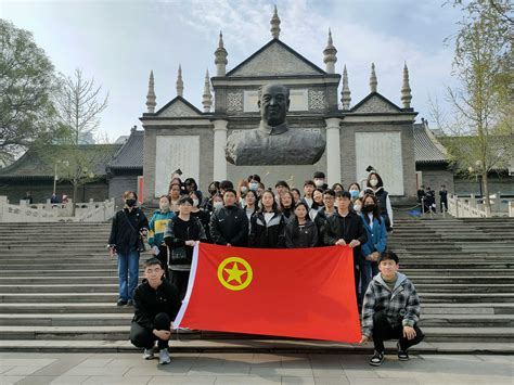 缅怀革命先烈，争做有为青年 ——材料学院团学干部在彭真生平暨中共太原支部旧址纪念馆缅怀革命先烈 学生工作部（研究生工作部、人民武装部）